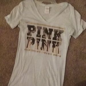 Victoria secret, pink t-shirt